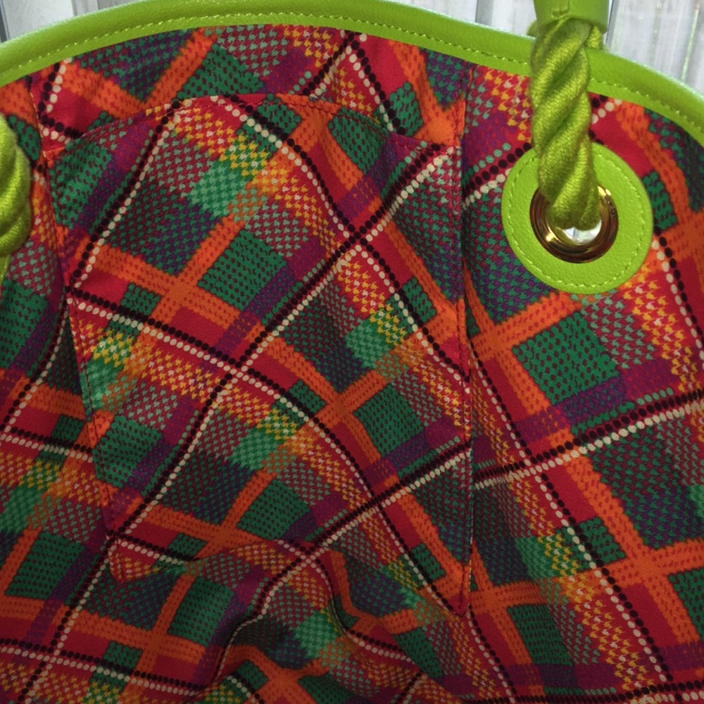 Vera Bradley Large Straw Tote - Picture 7 of 7